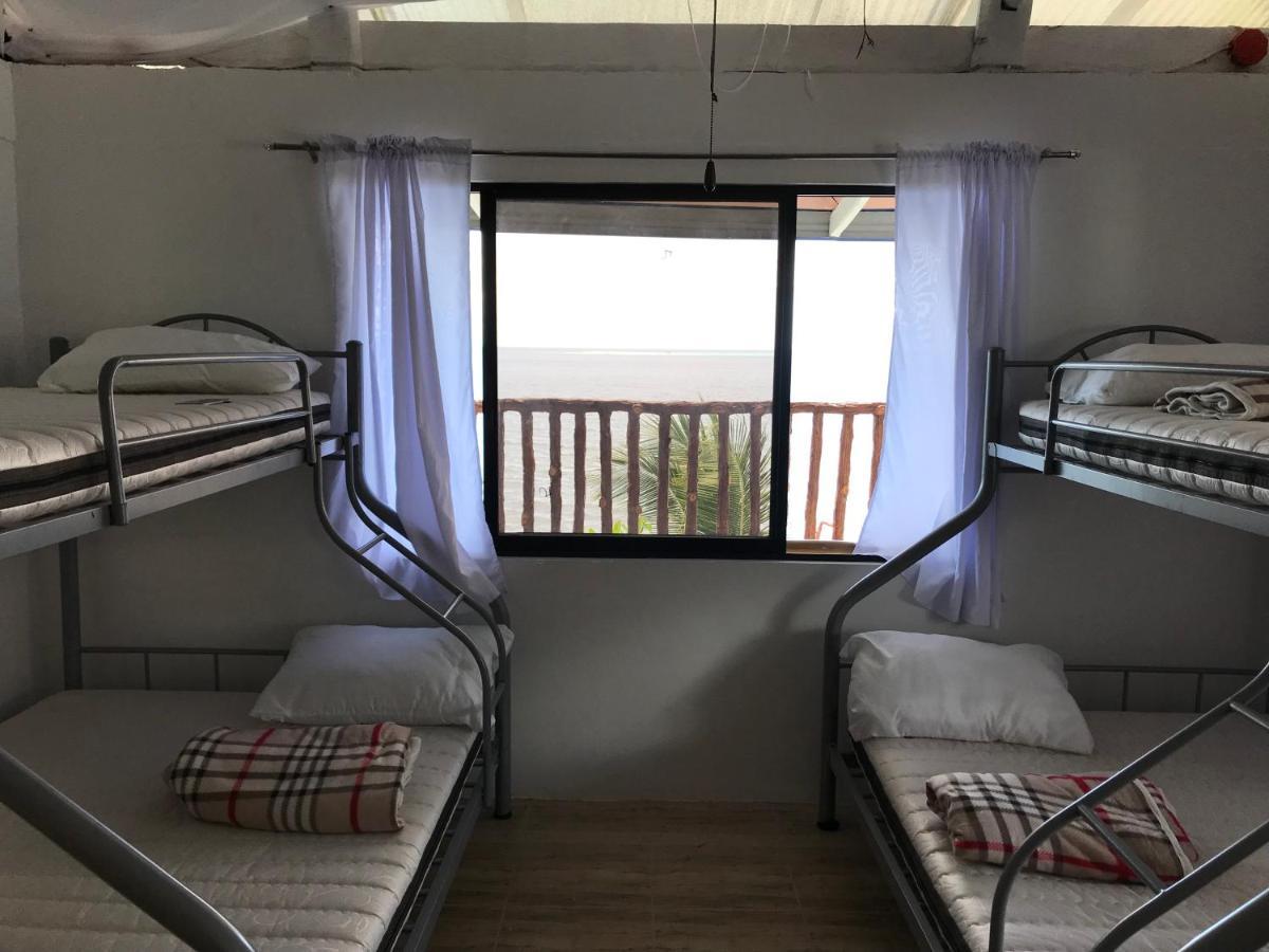 Hostel Lions Мамбахао Экстерьер фото
